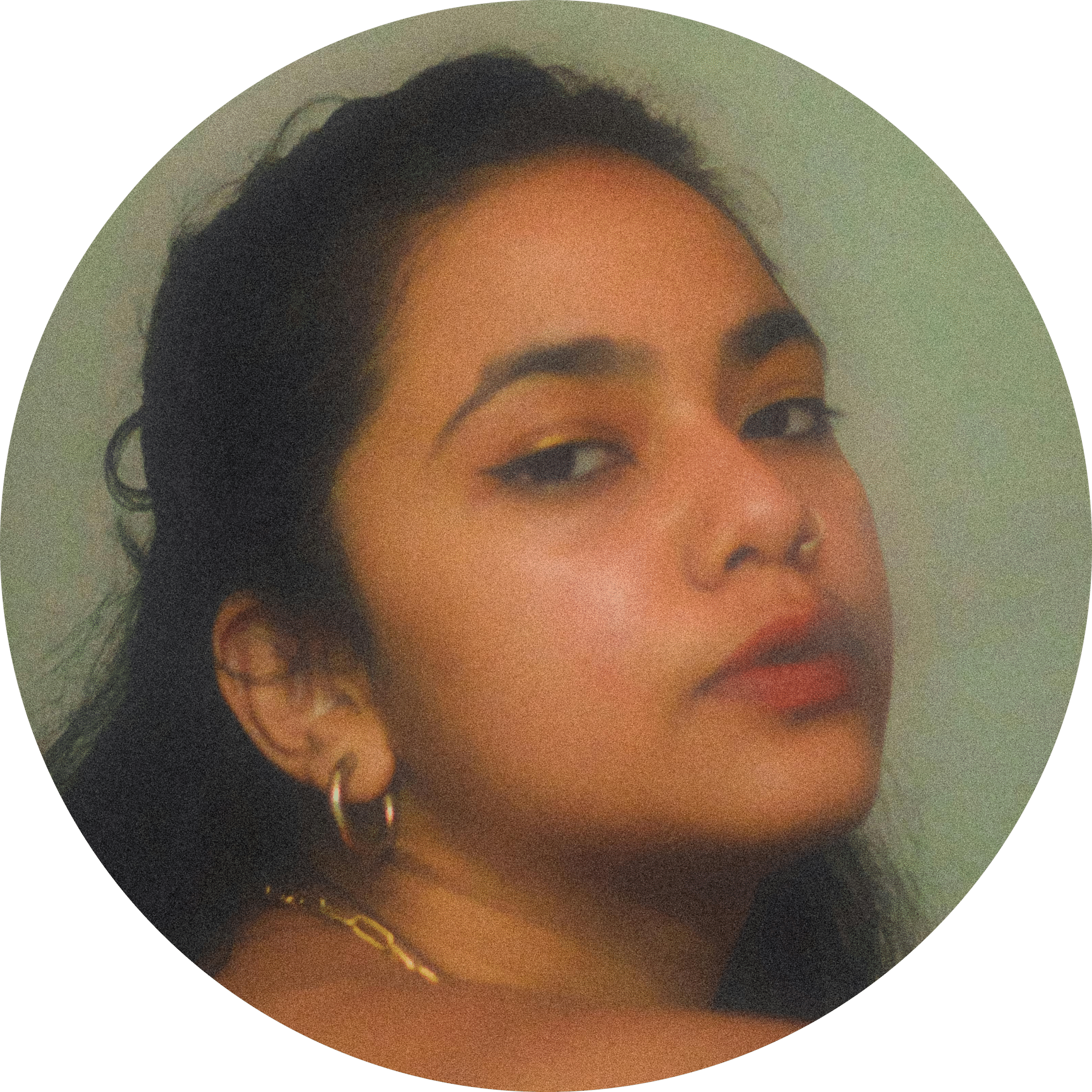 Lina M., UAE